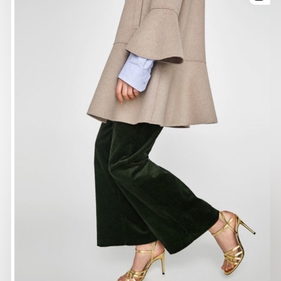 Beige Zara Coat/Elegant Classy Outwear/ Light Wool Coat/ Practically new - Picture 3 of 10